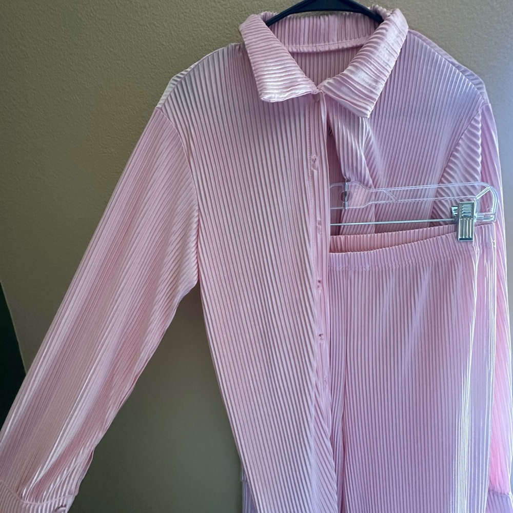 Pink Ribbed Two-Piece Loungewear Set - Picture 2 of 3